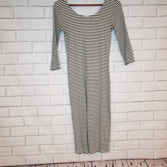 Polly & Esther black and white striped midi dress Size Medium - Picture 5 of 7